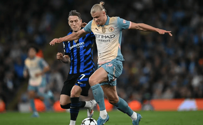 多特蒙德主场大捷，球员赛后激动庆祝胜利，由于系列.