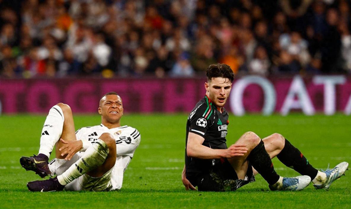 体育万博-皇家马德里前途光明！，莱万多夫斯基新星爆冷表现突出赛场气氛高涨-体育万博